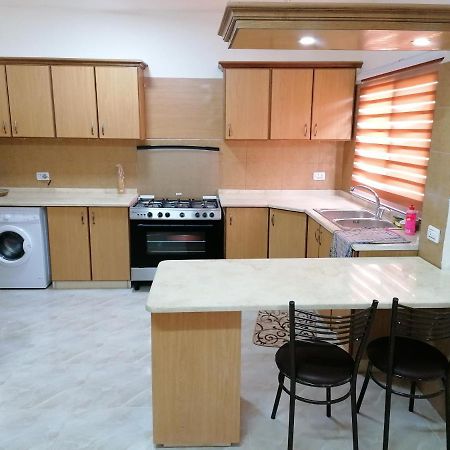 Emile Altwal Madaba Appartement Buitenkant foto